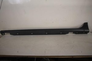 17804969 – 4G9853855 – Sill, left