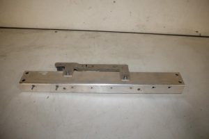 17827994 – 4KE805253B – Stütze (sonstige)