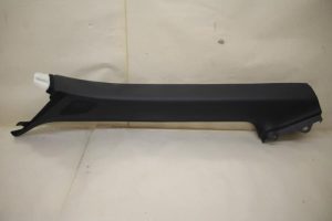 17798223 – 8V786723324A – Säule links vorne