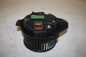17819766 – 8E1820021B – Heating and ventilation fan motor