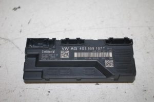 17815600 – 4G8959107T – Module achterklep motor