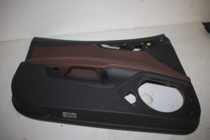 17806611 – 4G8867105ABJ6 – Portierbekleding 4Deurs links-voor
