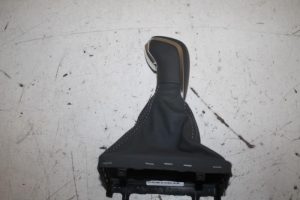 17815602 – 4G1713139AGDEE – Versnellingspook