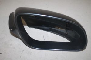17803885 – 4E0857508 – Spiegelkap rechts