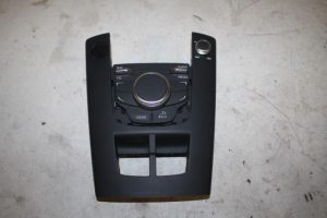 17823179 – 8V0919614Q – Regeleinheit Multi Media