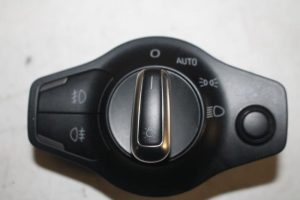 17805631 – 8K0941531AAWEP – Licht Schakelaar