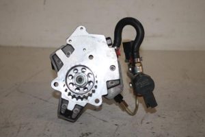 17815400 – 057130755G – Hochdruckpumpe