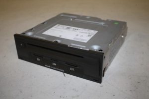17819968 – 81A035192A – Multi-media control unit