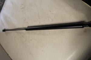 18489555 – 895827552A – Gasdemper links-achter