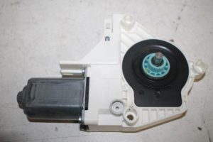 17804662 – 8K0959801B – Door window motor