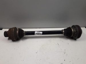 18539811 – 8R0501204D – Aandrijfas rechts-achter