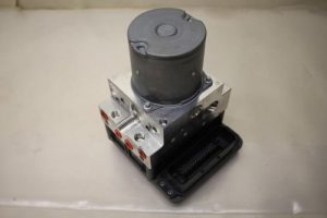 17798356 – 4H0614517R – ABS Pumpe