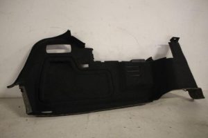 17820953 – 8F0863879BCA9 – Bekleding bagageruimte