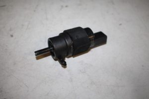 17823884 – 8K5955647 – Ruitensproeierpomp voor