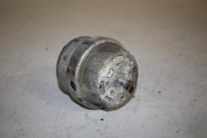 17829720 – 4F0199382AD – Motorsteun