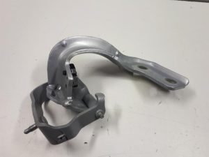 19685637 – 8R0827299A – Scharnier Heckklappe