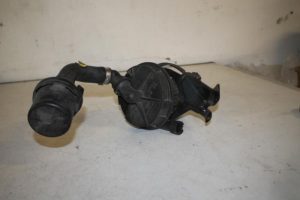 17829826 – 420906601B – Sekundäre Pumpe