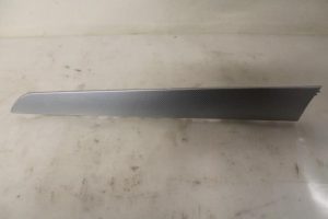 17794754 – 8K0867420LAR8 – Sierstrip