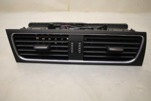 17797471 – 8T1820951CWVF – Luftgitter Armaturenbrett