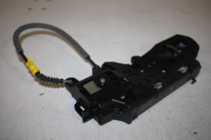 17809290 – 8W0837812A – Steun (diversen)