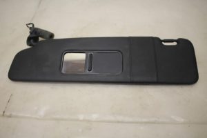 17798971 – 8H0857651N24A – Sonnenblende