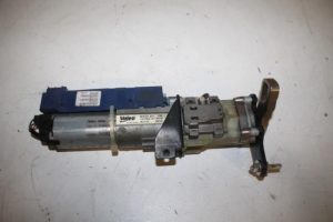 17826376 – 8K9827852 – Sluithulpmotor achterklep