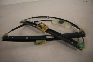 17804031 – 4H0837461A – Ruitmechaniek 4Deurs links-voor