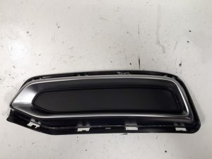 19065622 – 4K0807812A3Q7, 4K0807320A – Abdeckplatte sonstige