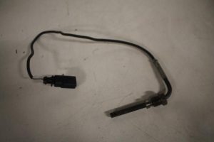 17826437 – 038906088A – Exhaust heat sensor