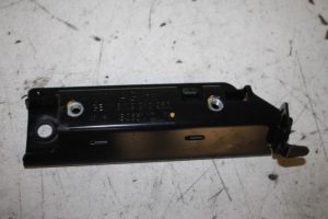 17815314 – 8W9813982 – Steun (diversen)