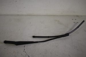 17810554 – 4G1955407C1P9 – Ruitenwisserarm voor