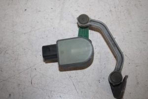 17805908 – 4F0505466M – Xenon hoogteregelaar