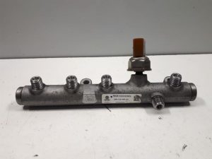 20385614 – 059130089AH – Fuel distributor