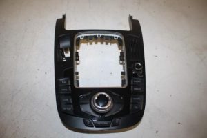 17830194 – 8T0919609WFX – Regeleinheit Multi Media