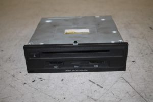 17812454 – 4E0035670A – Multi-media control unit
