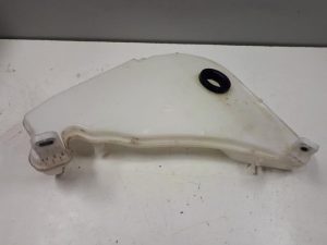 20124436 – 4G8955451E – Ruitensproeiertank voor