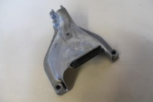 17792383 – 8K0399060L – Steun (diversen)