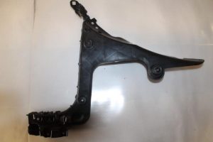 17793111 – 8P4807377B – Bumpersteun links-achter