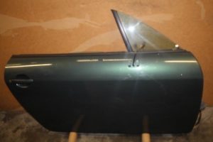 17799385 – 8N0831052C – Portier 2Deurs rechts