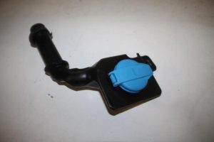 17820296 – 4M0955463 – Scheibensprühertank vorne