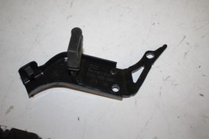 17831896 – 8W9863583 – Steun (diversen)