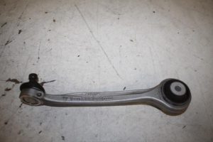 17825031 – 8W0407509B – Front wishbone, left