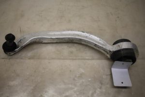 17799322 – 4Z7407693D – Front wishbone, left