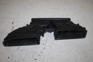 17810514 – 4G1819389A – Luchtgeleider