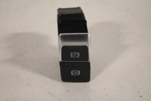 17804874 – 4G1927225B – Parking brake switch