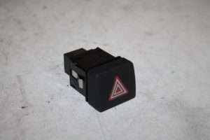 17824954 – 8W0941509A5PR – Panikbeleuchtung Schalter