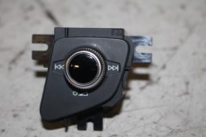 17814518 – 4M1919616B – Radiobedienings paneel