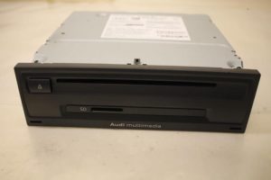 17798474 – 8V0035844 – Regeleinheit Multi Media