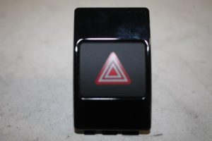 17819115 – 4G09415095PR – Paniekverlichtings Schakelaar