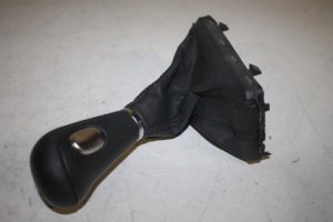 17819300 – 8K1713139ATAH – Gear stick
